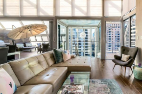 Luxury Loft in the CBD with Outdoor Living, Sydney
